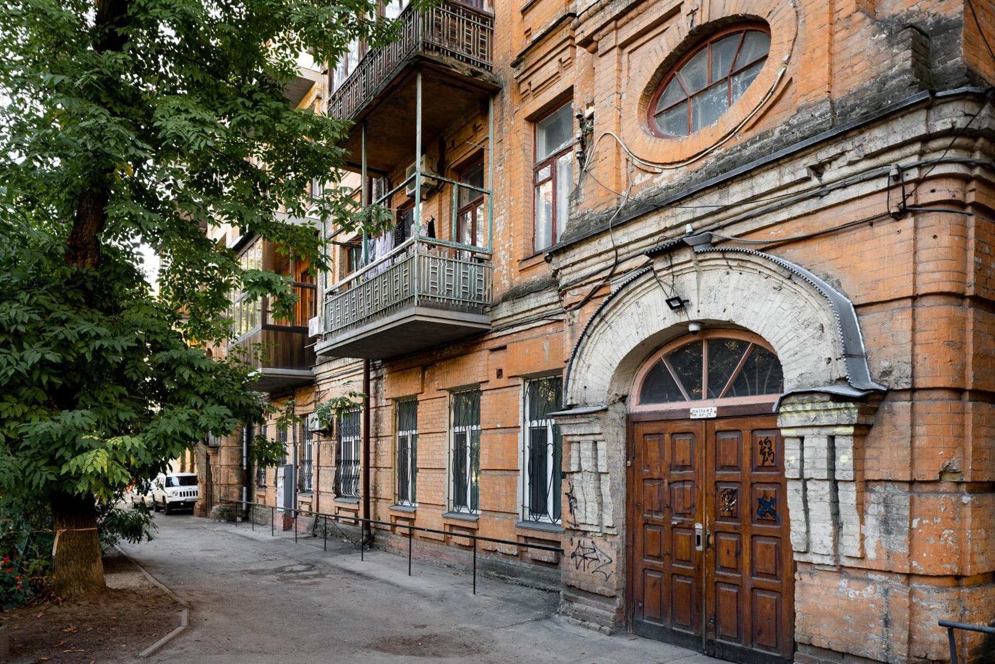 Yaroslav Val Lux Apartments Kyiv Exterior photo